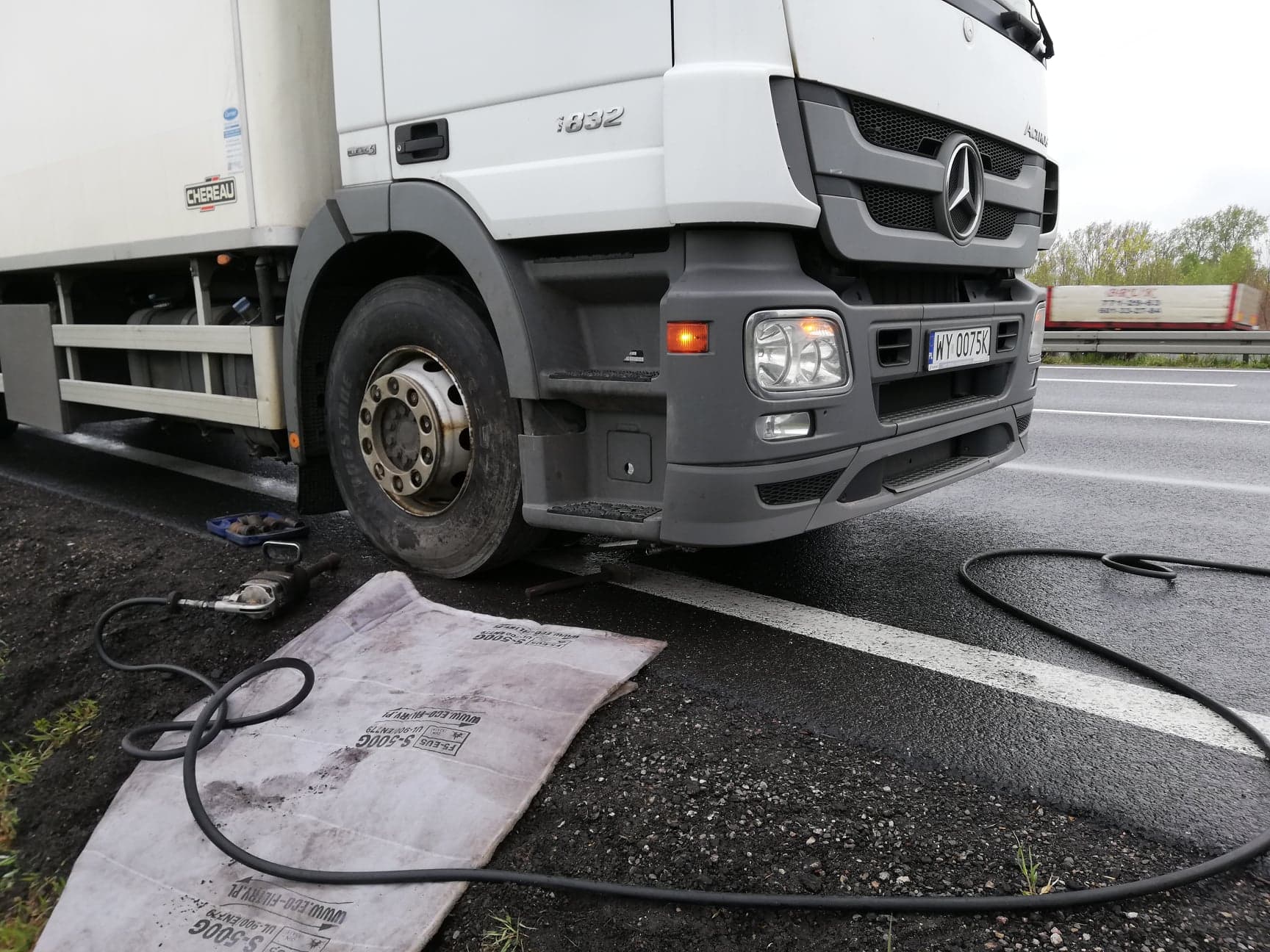 MOBILNA WULKANIZACJA SZYBKA  POMOC NA DRODZE